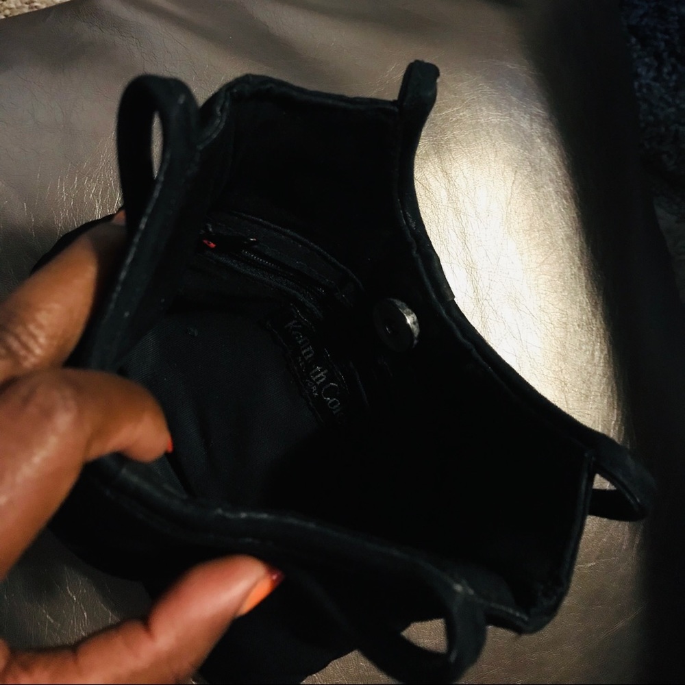 Small Handbag - Picture 5 of 5